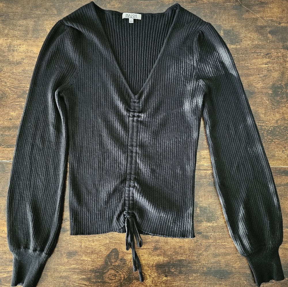 Women long sleeve shirt. Like new.